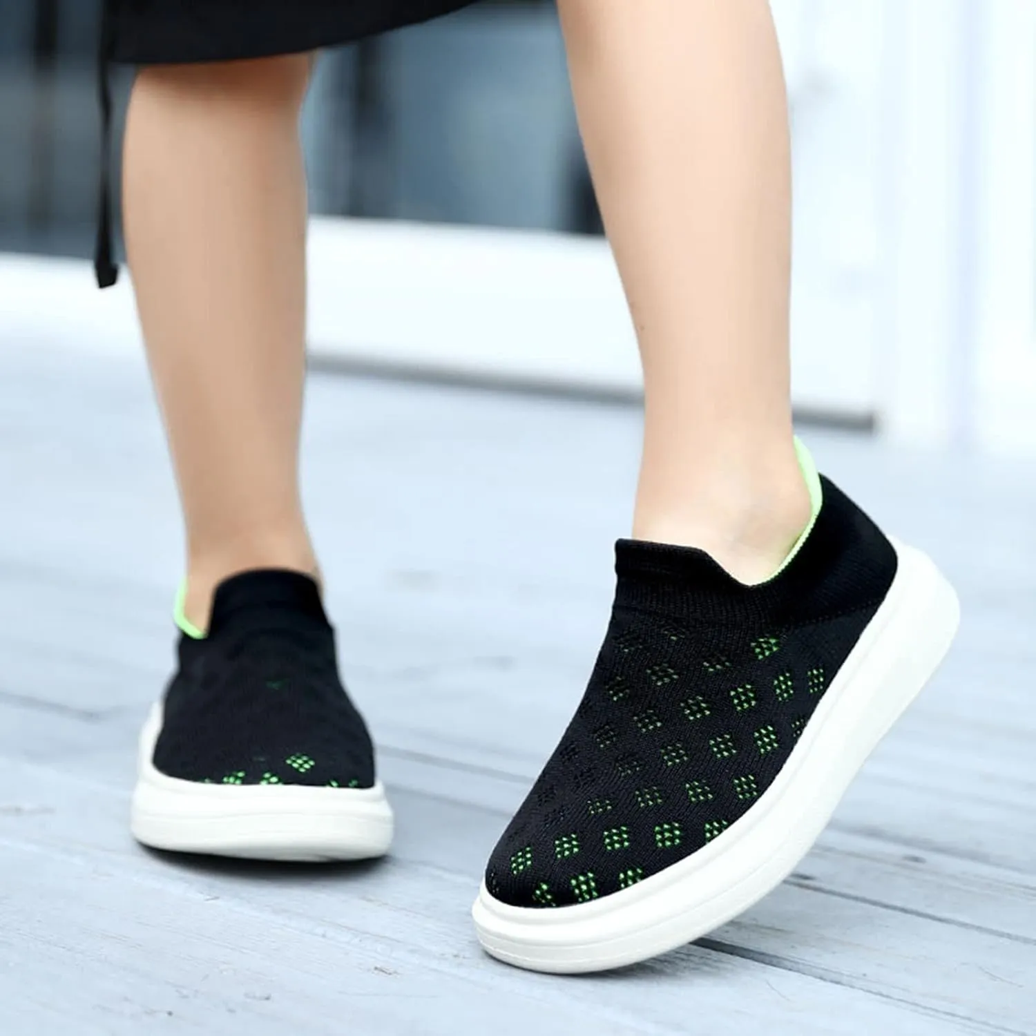 Boys Mesh Lightweight Breathable Fashion Casual Shoes Slip On Outdoor Sports Shoes Chaos Kids Breathable Toddler Shoes
