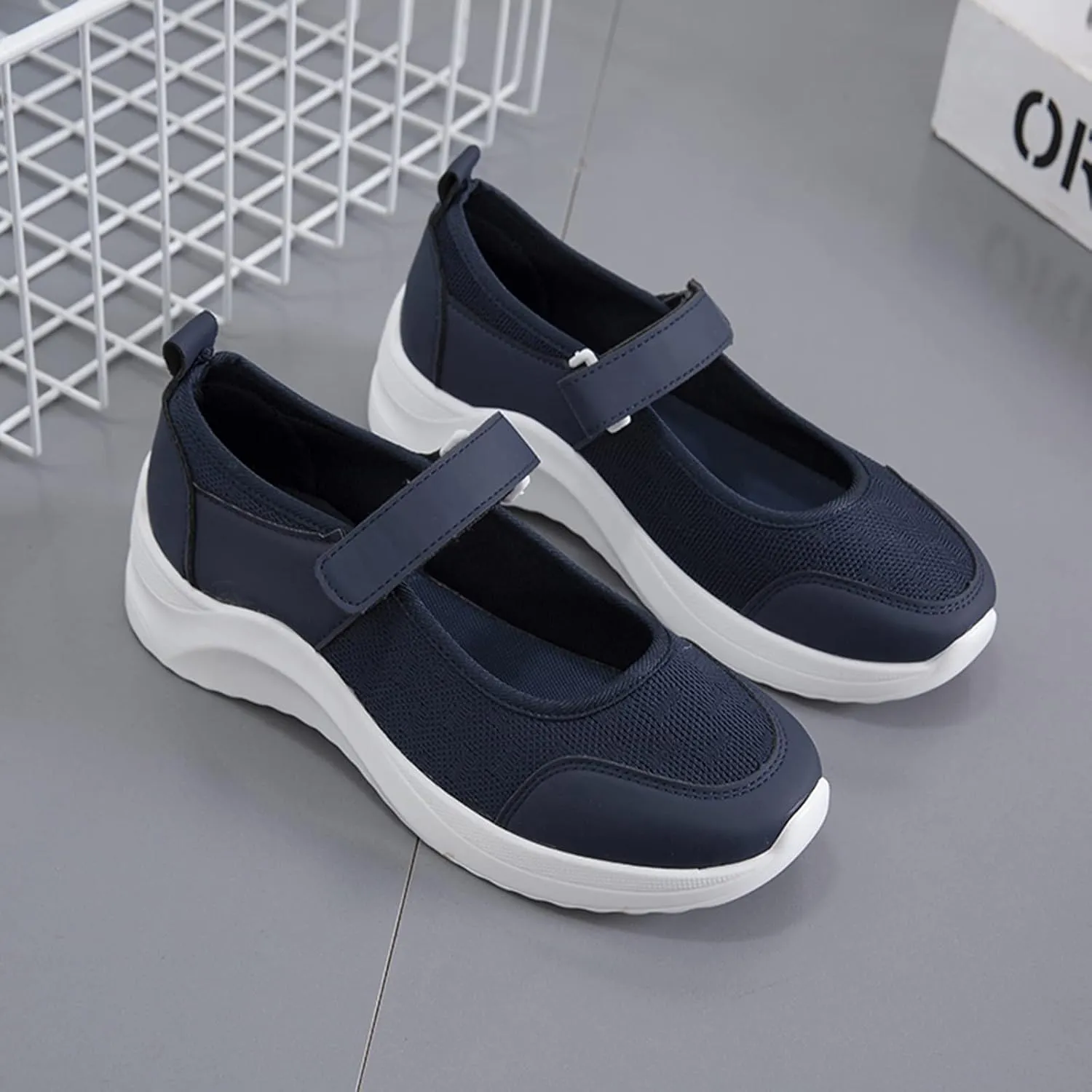 Breathable Fashion Sneakers for Women Outdoor Casual Fitness Shoes Soft Woven Hook and Loop Shoes Elderly Shoes