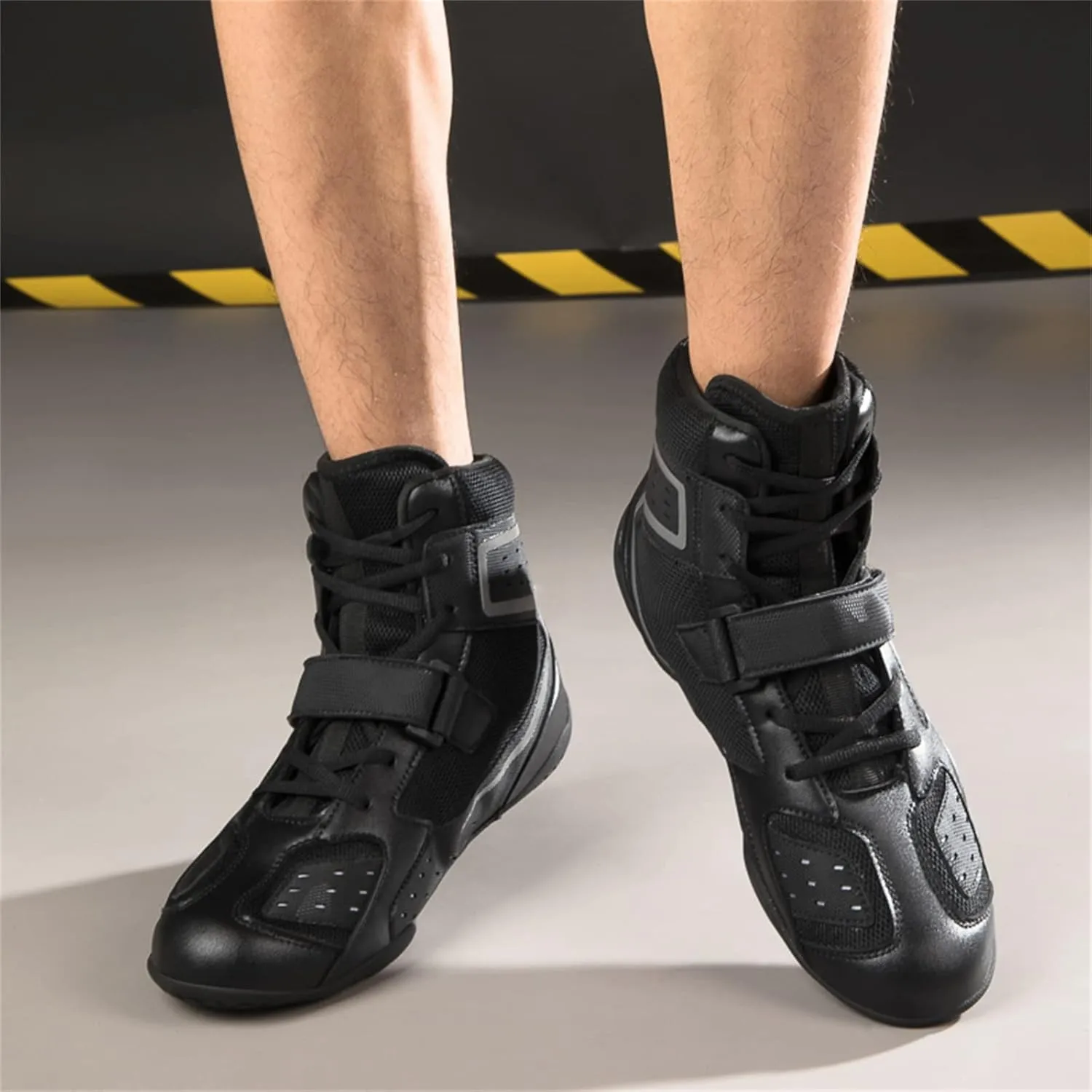 Men's Women's Boxing Boots, Leather Wrestling Footwear Anti-Slip Unisex Boxers Trainers Lightweight Fitness Shoes