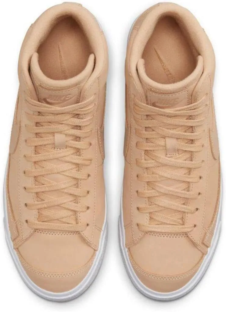 Nike Women's Retro Basketball Shoe
