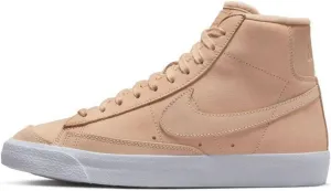 Nike Women's Retro Basketball Shoe