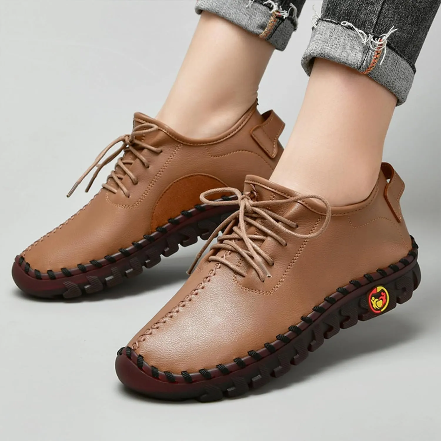 Women's Leather Lace-up Soft Sole Flat Shoes Hand Stitching Comfort Non-Slip Mom Loafers Casual Hollow Breathable Comfortable Soft Sole Driving Walking Shoes